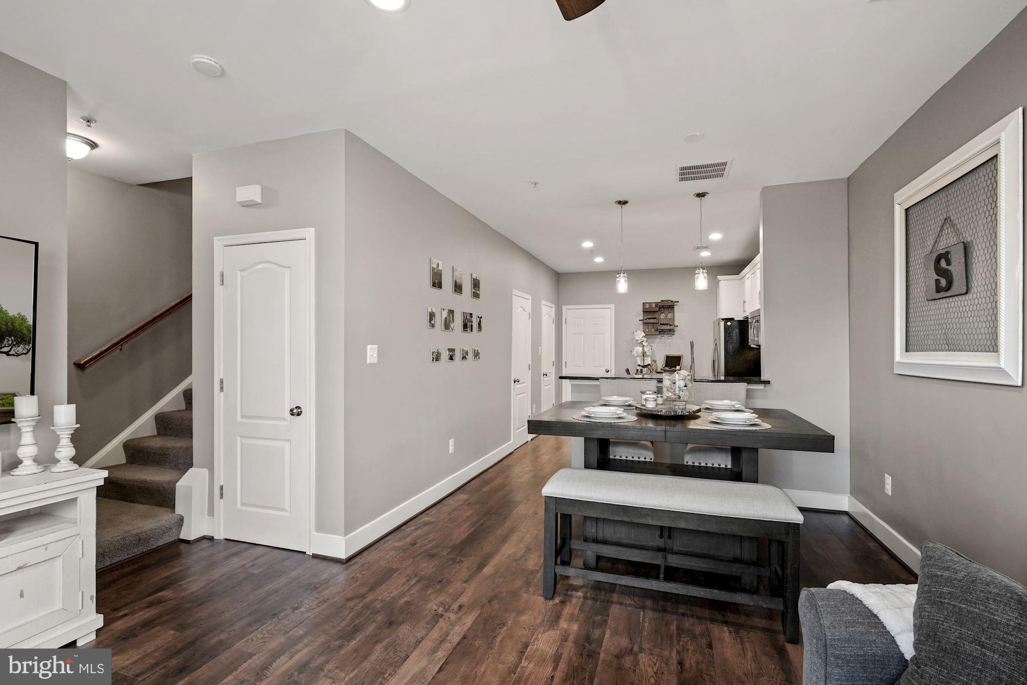 22682 Verde Gate Terrace Ashburn, VA 20148 - Photo 3 of 32
