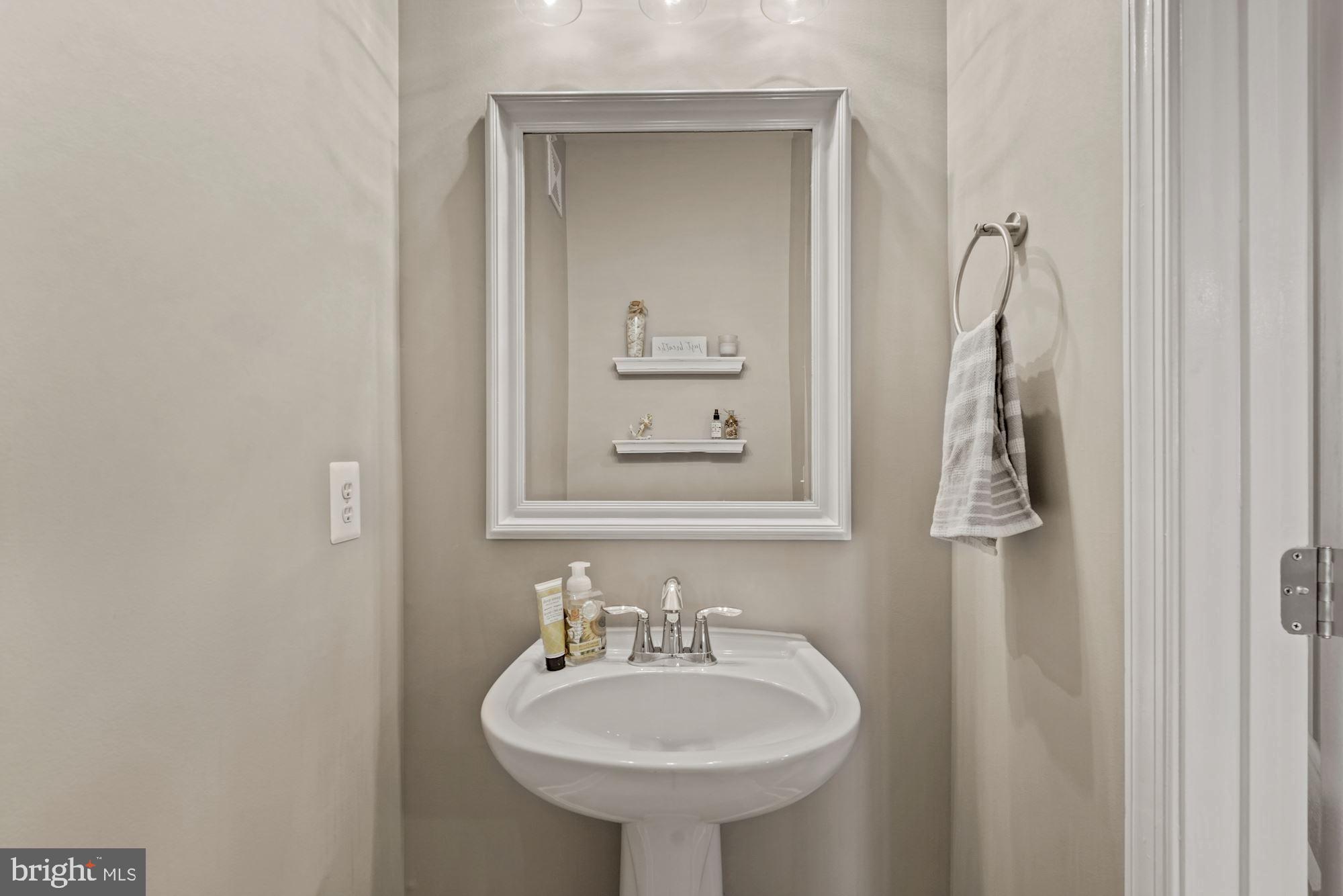 22682 Verde Gate Terrace Ashburn, VA 20148 - Photo 23 of 32
