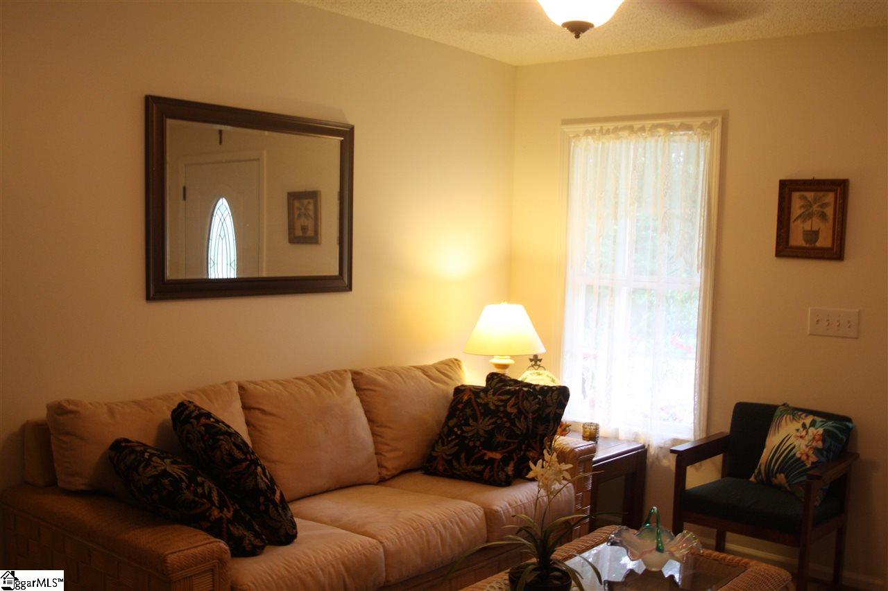 3853 Durham Road Greer, SC 29651 - Photo 4 of 23