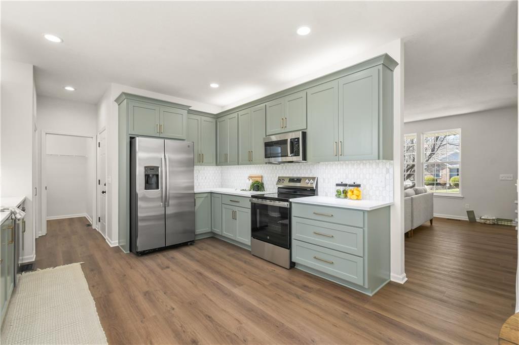 707 Tall Chief Street Buckner, MO 64016 - Photo 14 of 35