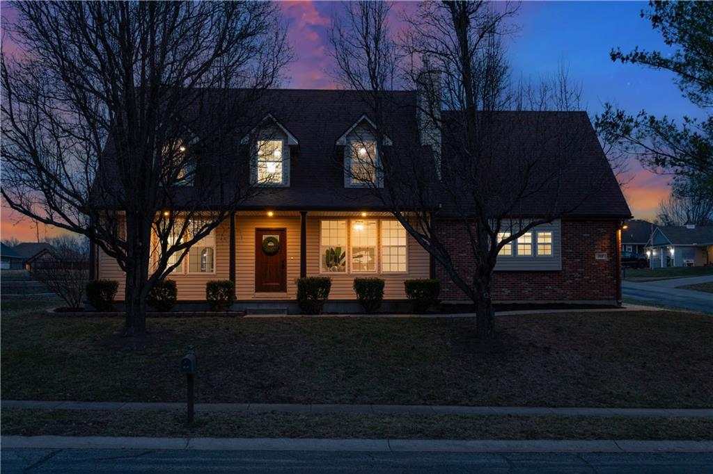 707 Tall Chief Street Buckner, MO 64016 - Photo 2 of 35