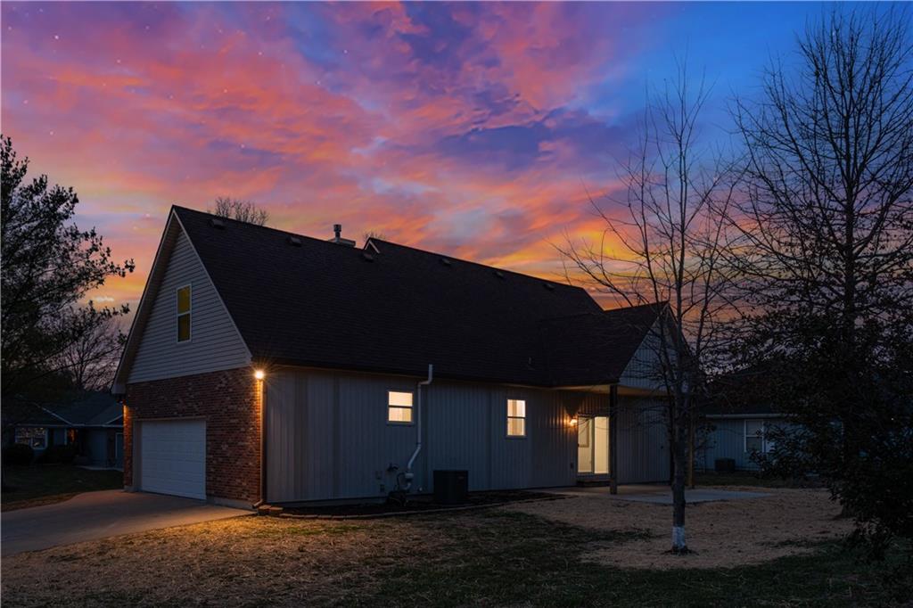 707 Tall Chief Street Buckner, MO 64016 - Photo 30 of 35