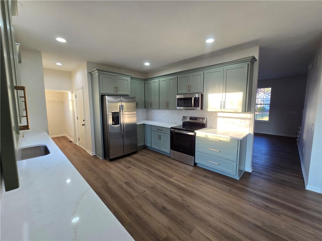 707 Tall Chief Street Buckner, MO 64016 - Photo 3 of 9