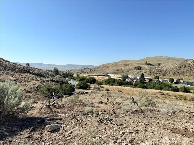 a view of mountain view with mountain