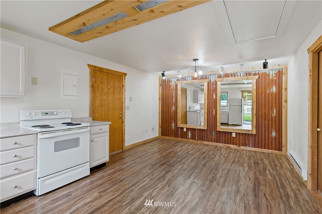 7208 Riverside Drive East Sumner, WA 98390 - Photo 21 of 35