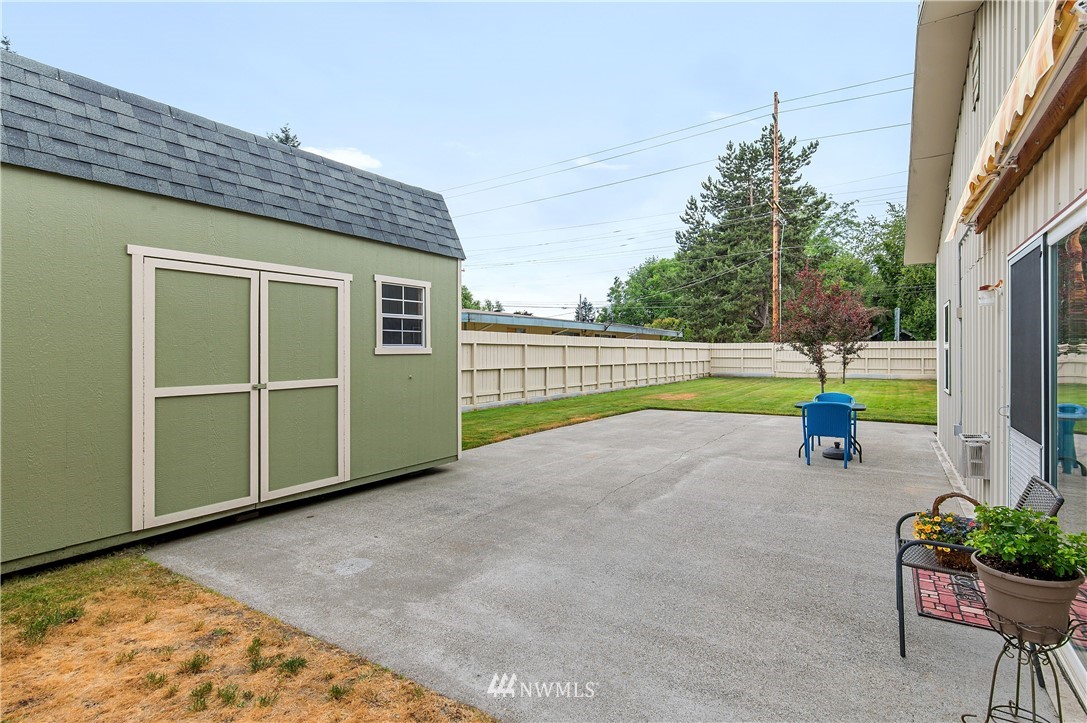 7208 Riverside Drive East Sumner, WA 98390 - Photo 27 of 35