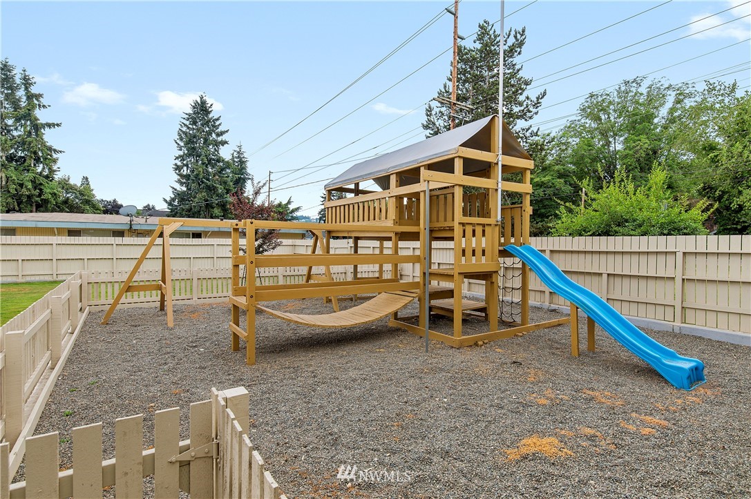 7208 Riverside Drive East Sumner, WA 98390 - Photo 31 of 35