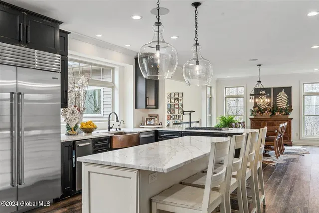 $746,500 | 6 Brookhaven Court, Wilton, NY 12866