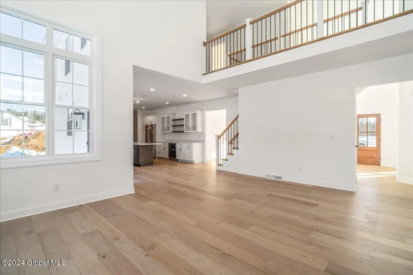 $771,500 | 6 Brookhaven Court, Wilton, NY 12866