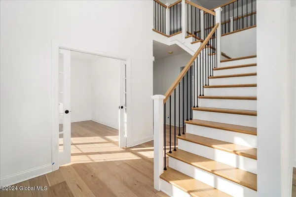 $771,500 | 6 Brookhaven Court, Wilton, NY 12866