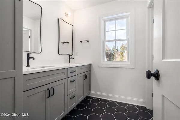 $771,500 | 6 Brookhaven Court, Wilton, NY 12866