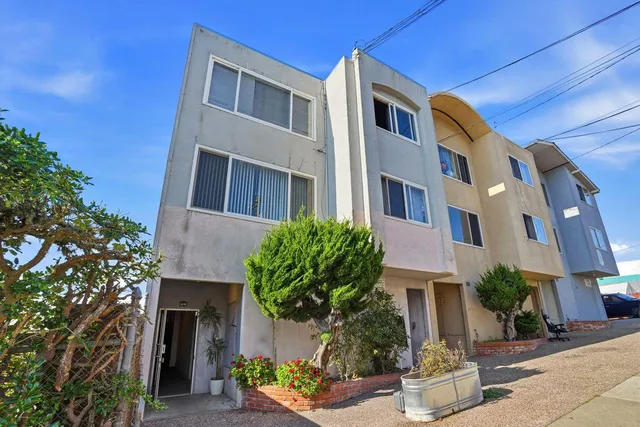 $1,400,000 | 678 Hillside Boulevard, Daly City, CA 94014