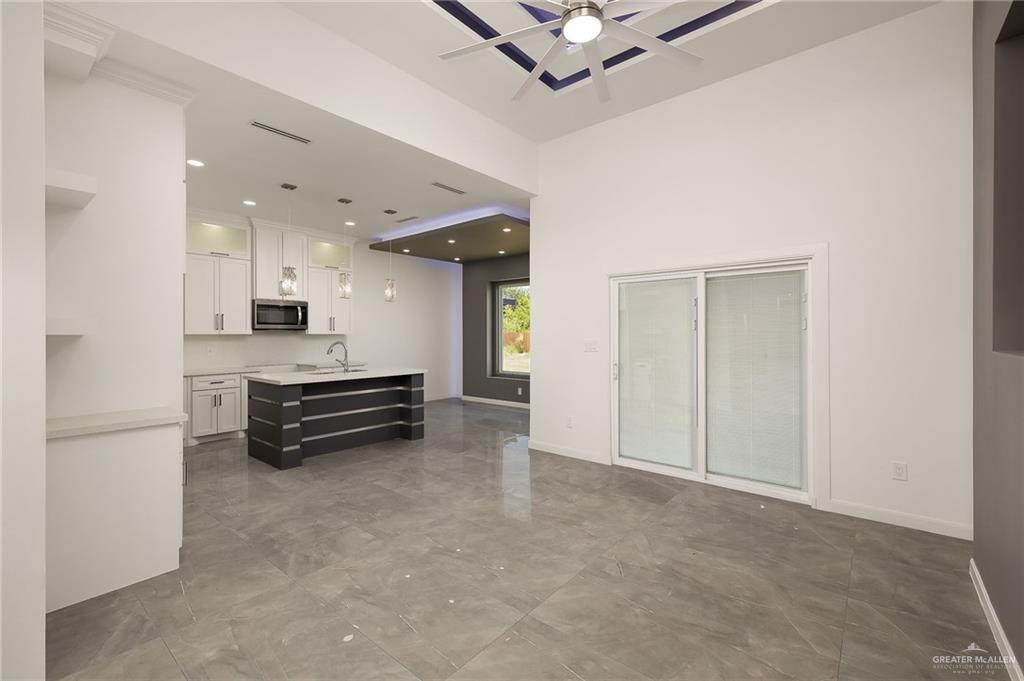 422 Reef Road Donna, TX 78537 - Photo 5 of 17 Gallery Image 5