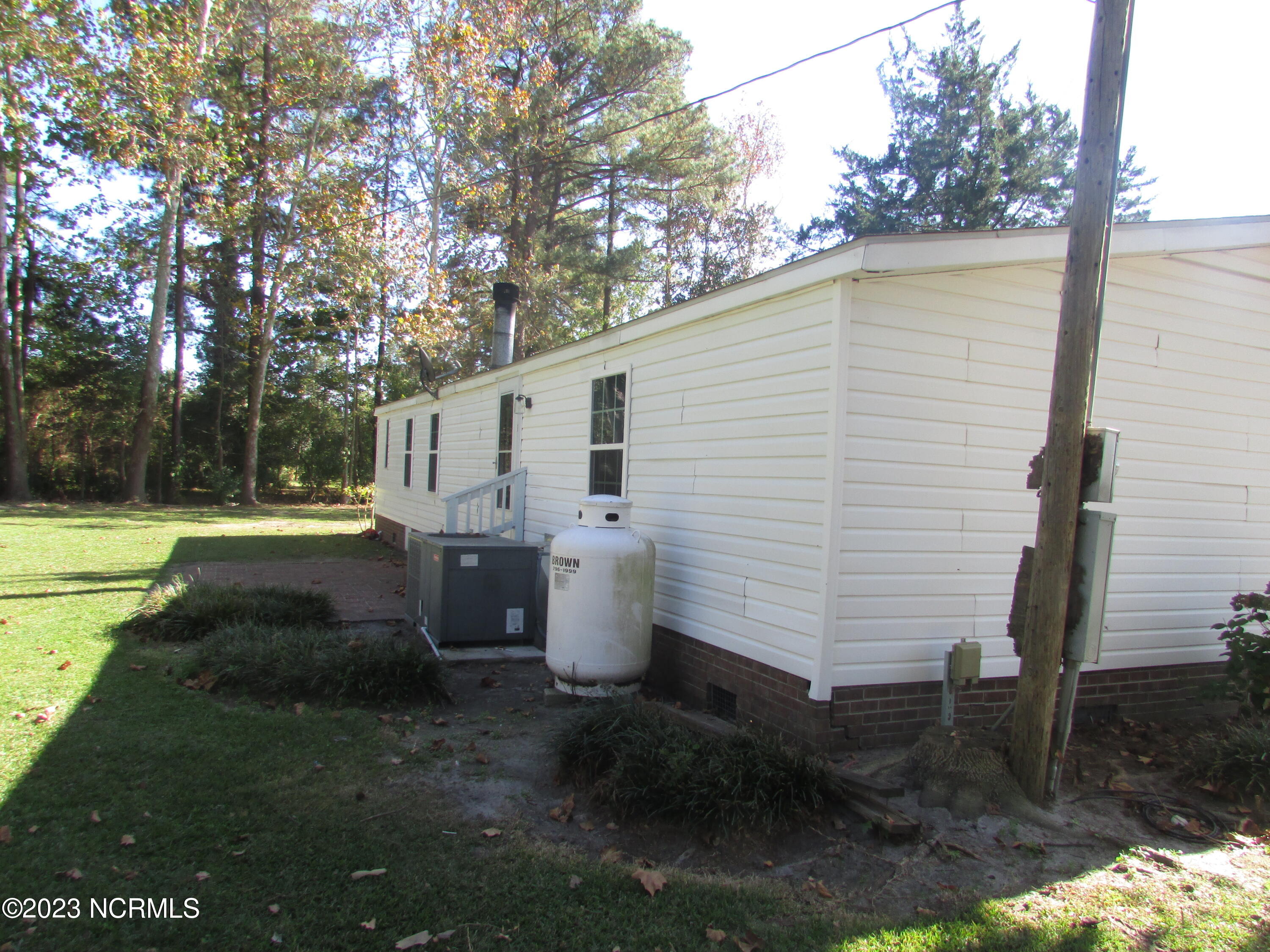 2730 Bowdens Road Faison, NC 28341 - Photo 6 of 20 IMG_3944