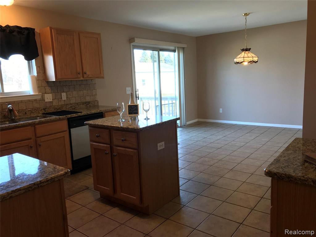 275 East Rolston Road Linden, MI 48451 - Photo 5 of 28