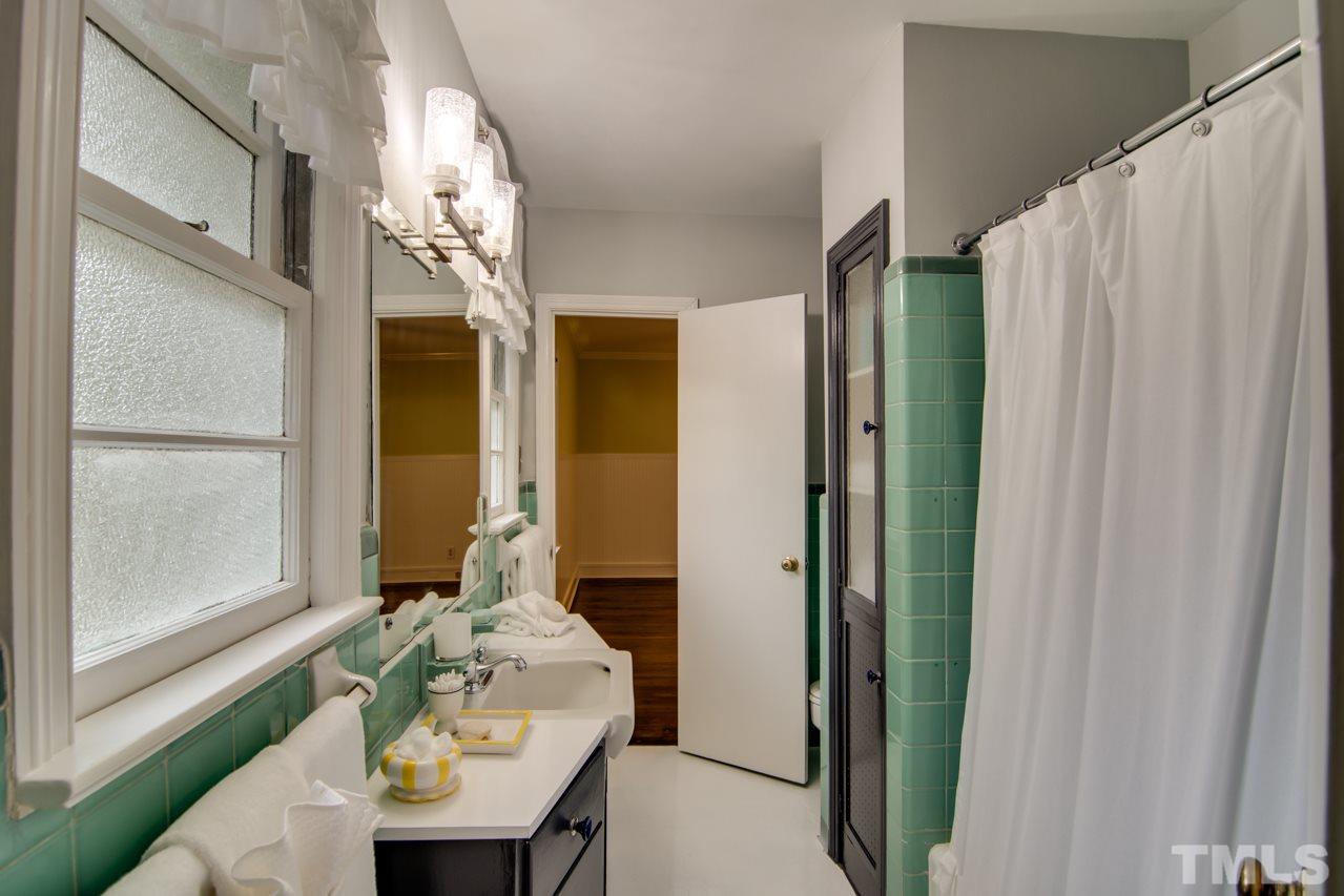 223 Pineview Road Durham, NC 27707 - Photo 22 of 30 Gallery Image 22