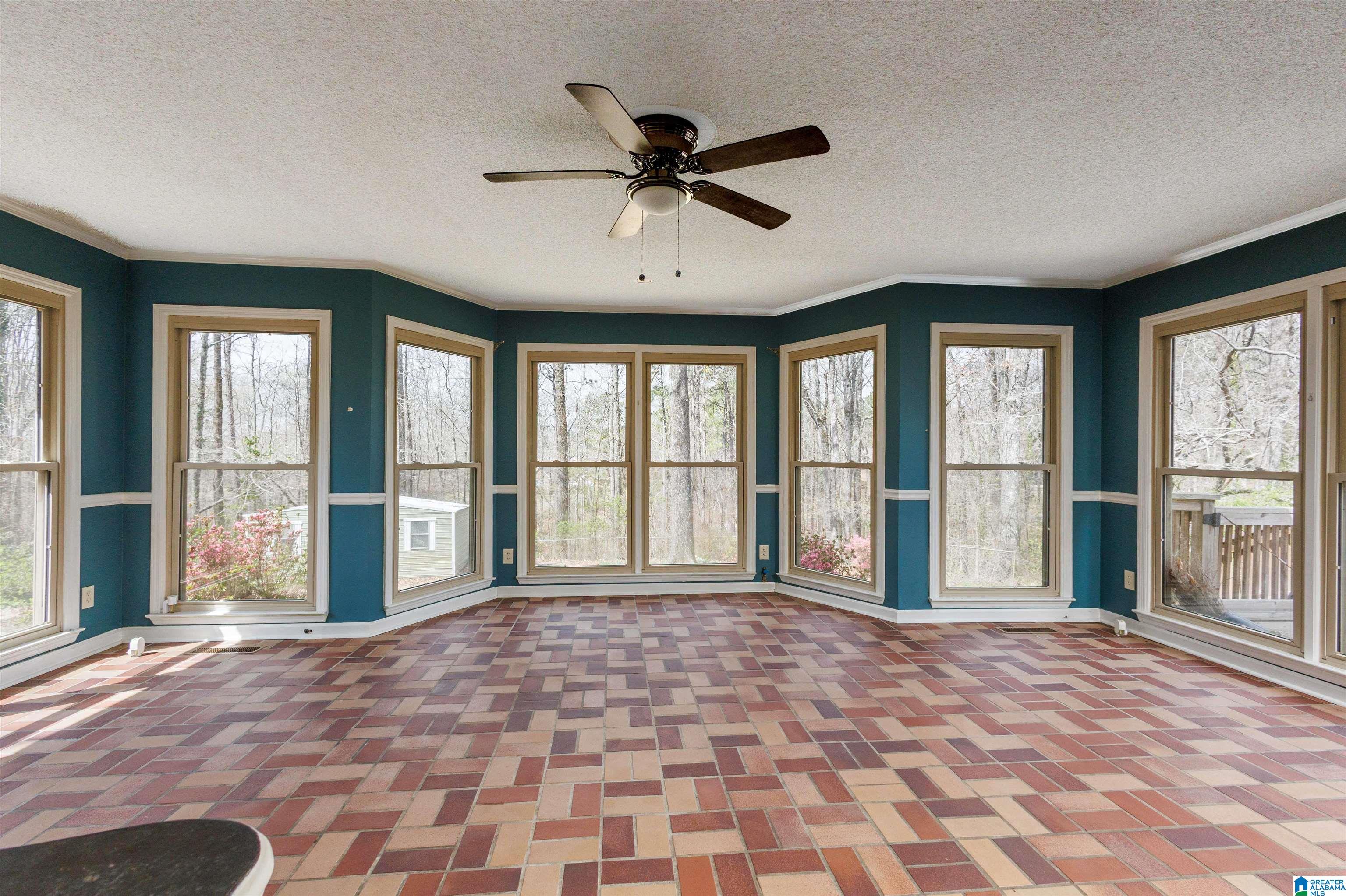 204 Dogwood Road Sylacauga, AL 35150 - Photo 12 of 23