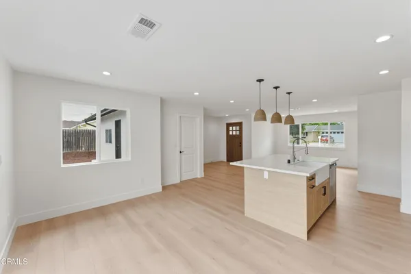 $1,199,000 | 2343 Calle Alucema, Thousand Oaks, CA 91360