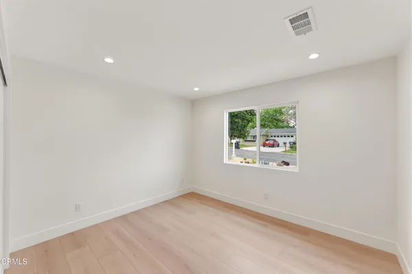 $1,199,000 | 2343 Calle Alucema, Thousand Oaks, CA 91360