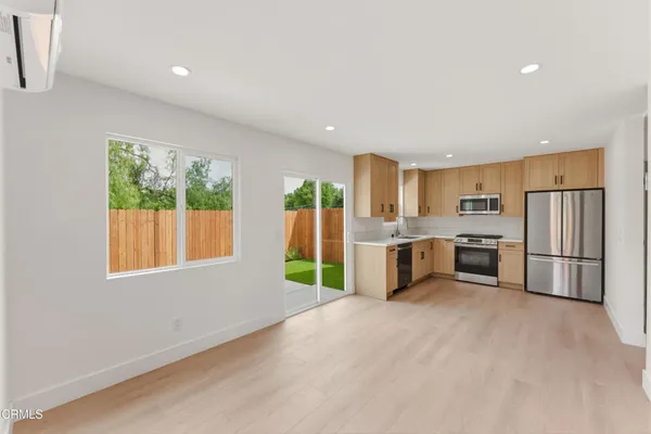 $1,199,000 | 2343 Calle Alucema, Thousand Oaks, CA 91360