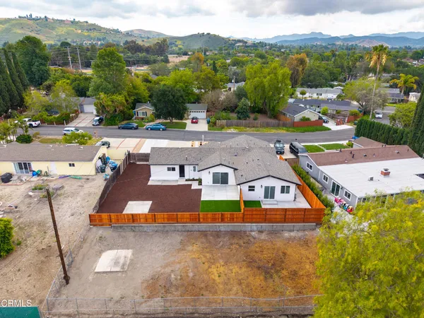 $1,199,000 | 2343 Calle Alucema, Thousand Oaks, CA 91360