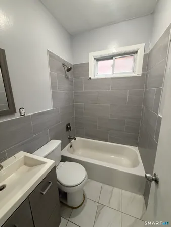 $1,850 | 378 Bond Street, Bridgeport, CT 06610