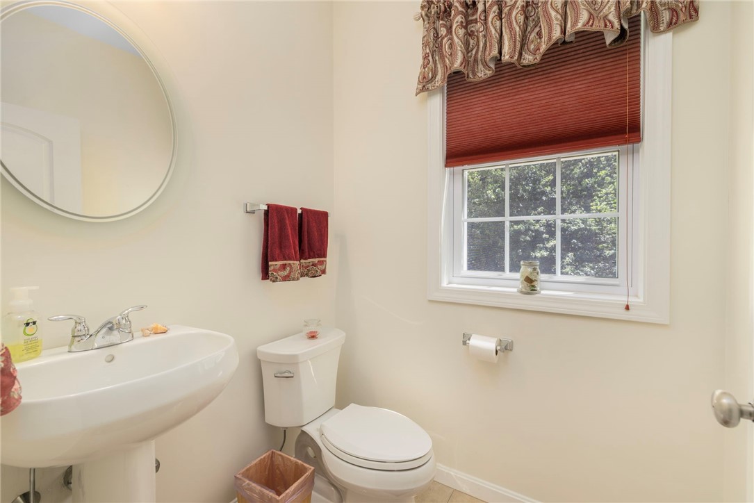 78 Ginger Trail Coventry, RI 02816 - Photo 12 of 48