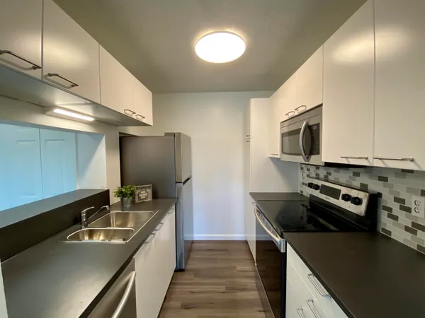 $2,000 | 4201 West McNab Road, Unit 29, Pompano Beach, FL 33069