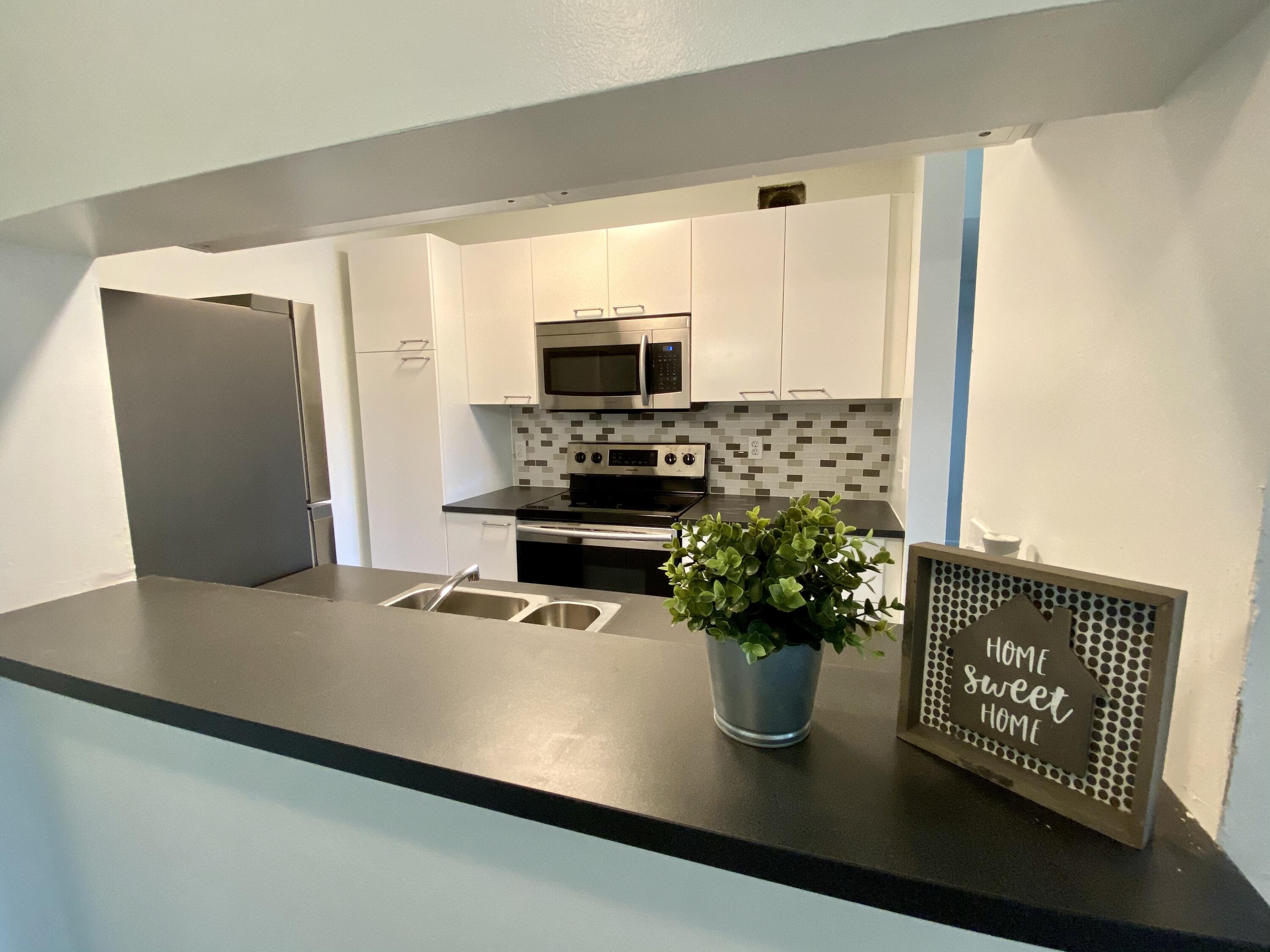 4201 West McNab Road, Unit 29 Pompano Beach, FL 33069 - Photo 7 of 16 IMG_4272