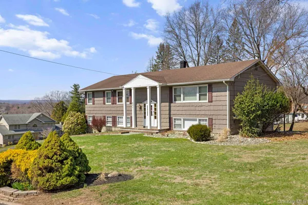 $820,000 | 651 Andover Road, Valley Cottage, NY 10989