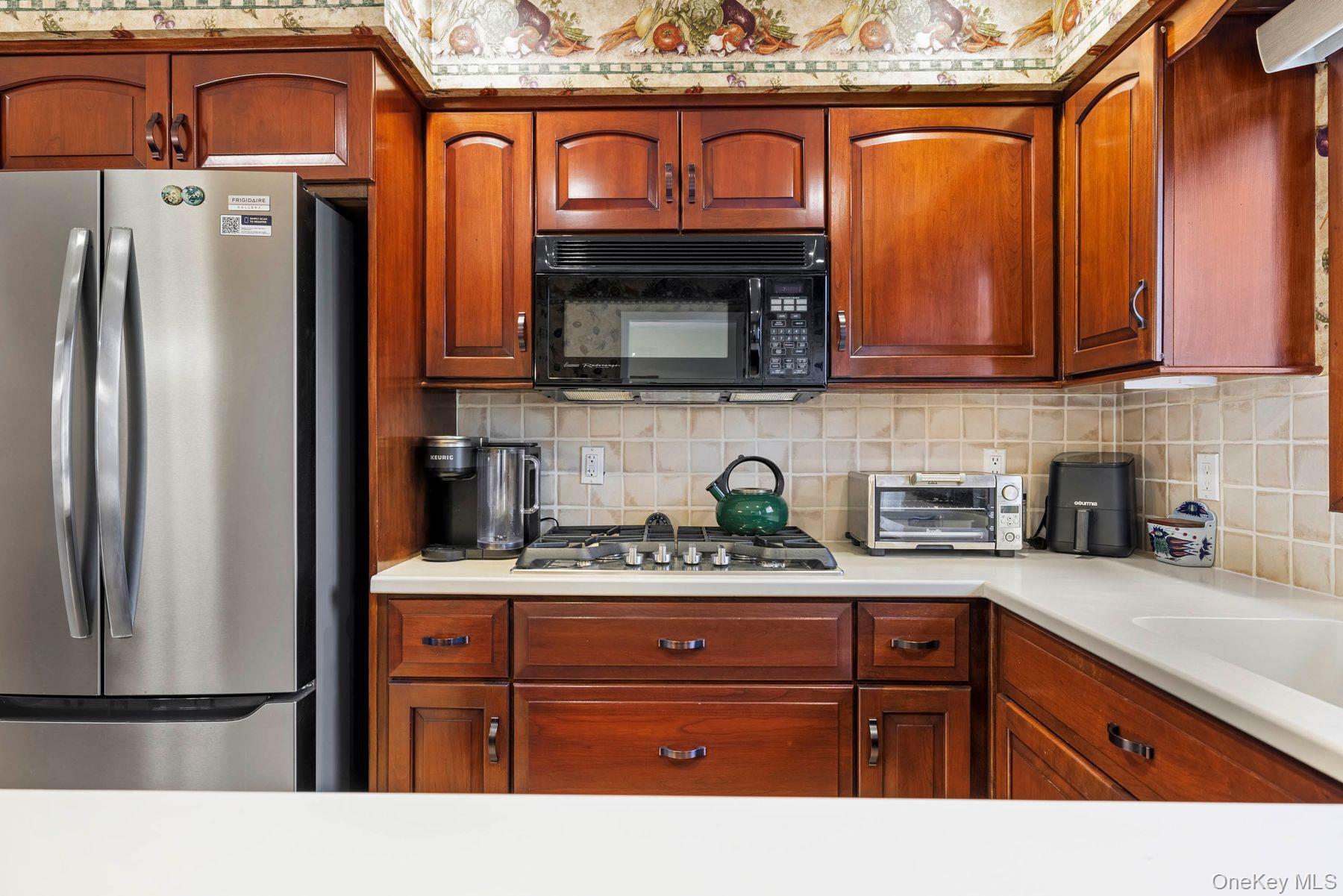 651 Andover Road Valley Cottage, NY 10989 - Photo 23 of 47