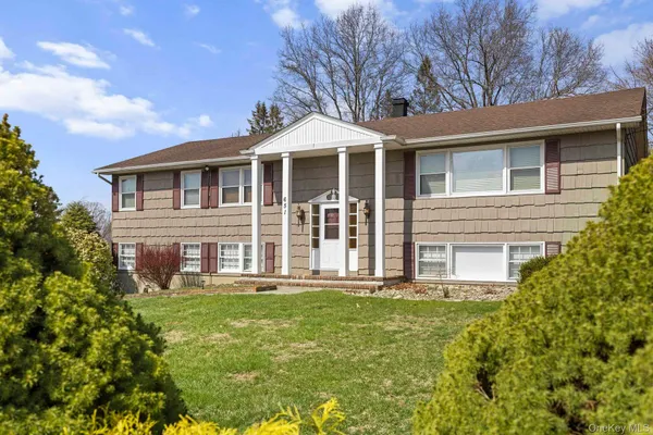 $820,000 | 651 Andover Road, Valley Cottage, NY 10989