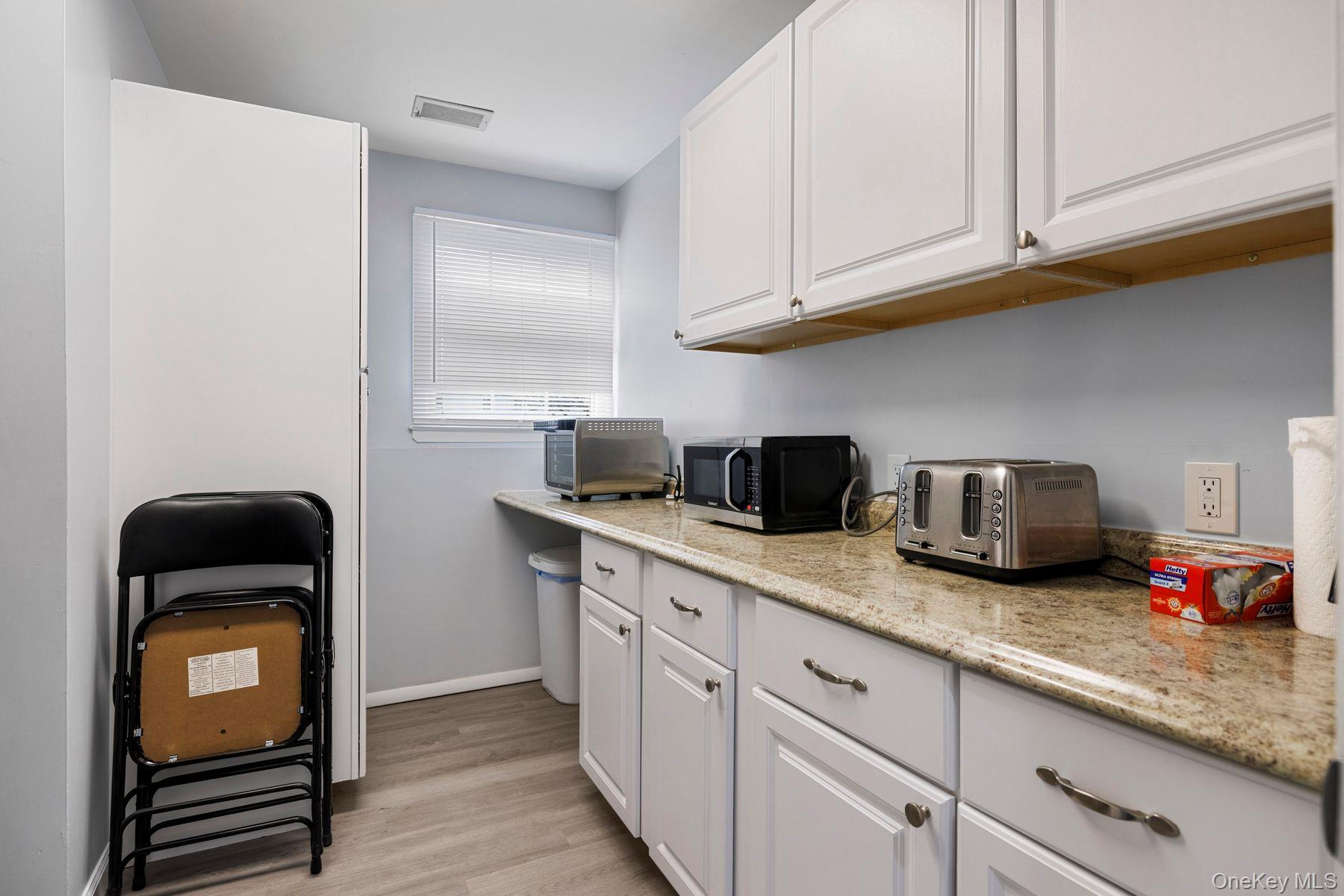 651 Andover Road Valley Cottage, NY 10989 - Photo 10 of 47