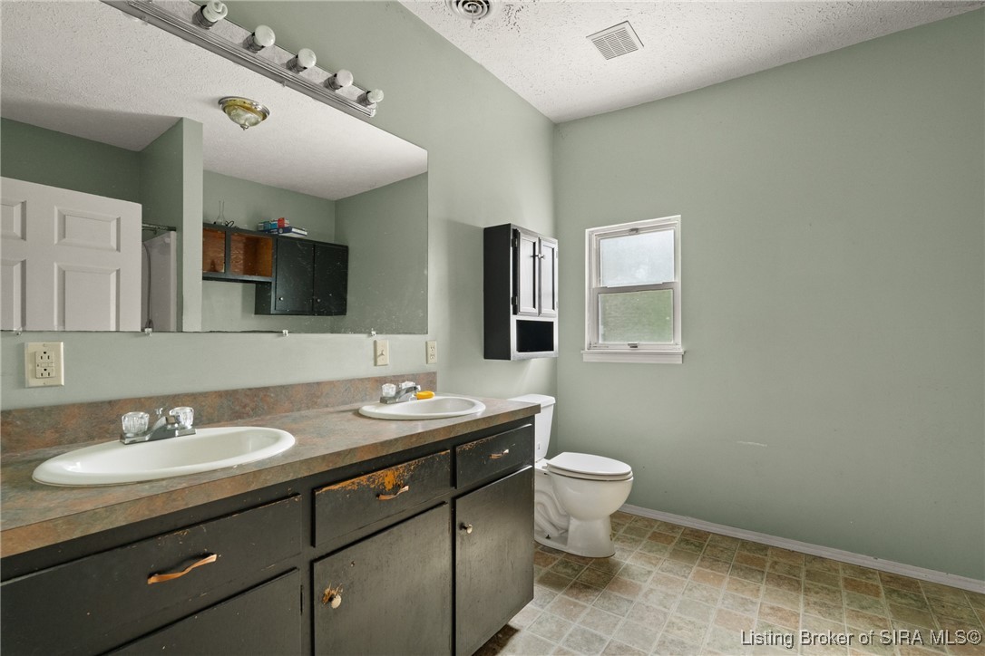 3625 Pleasure Ridge Road Southeast Corydon, IN 47112 - Photo 24 of 39