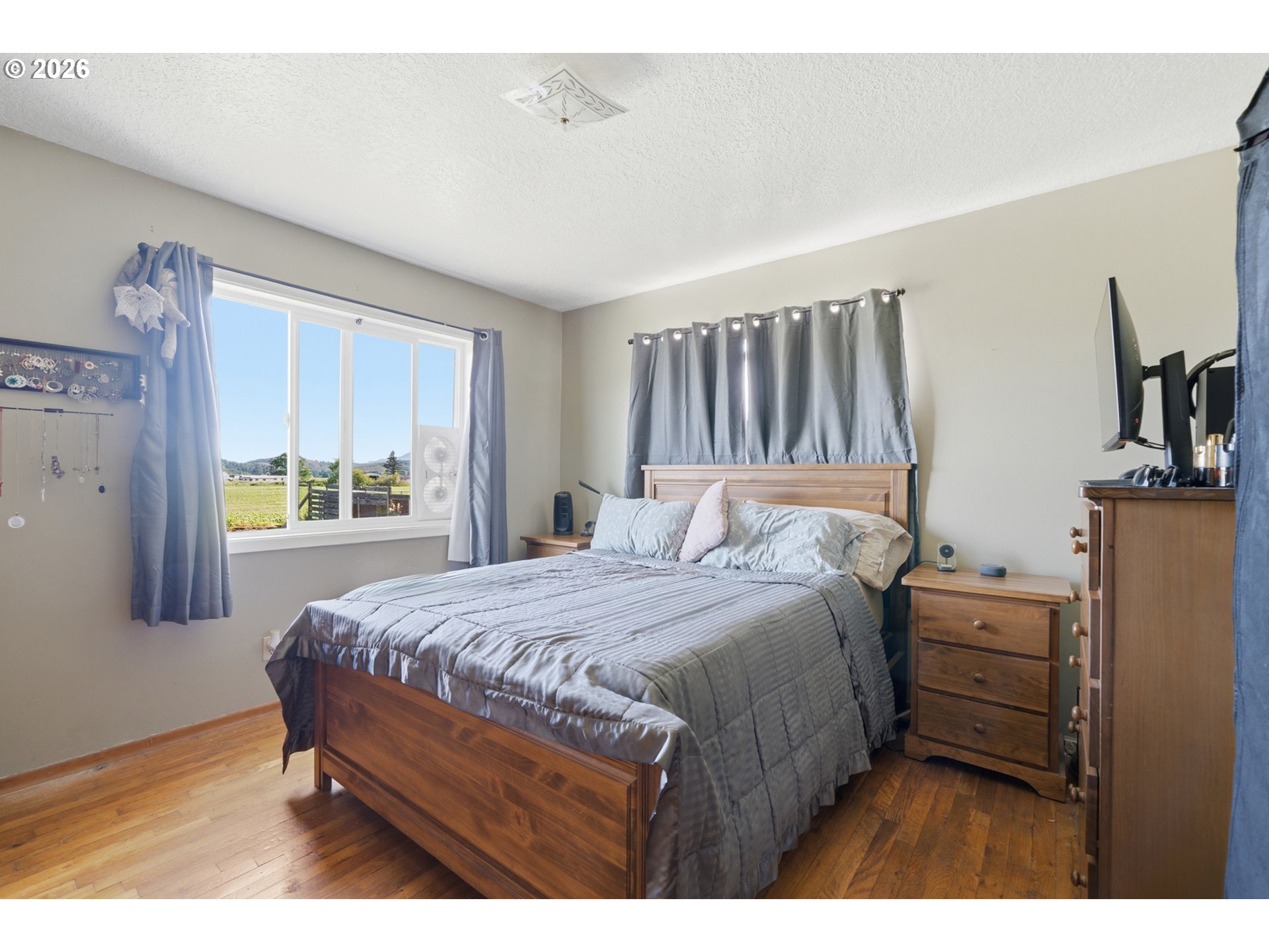 1207 9th Street Tillamook, OR 97141 - Photo 14 of 27