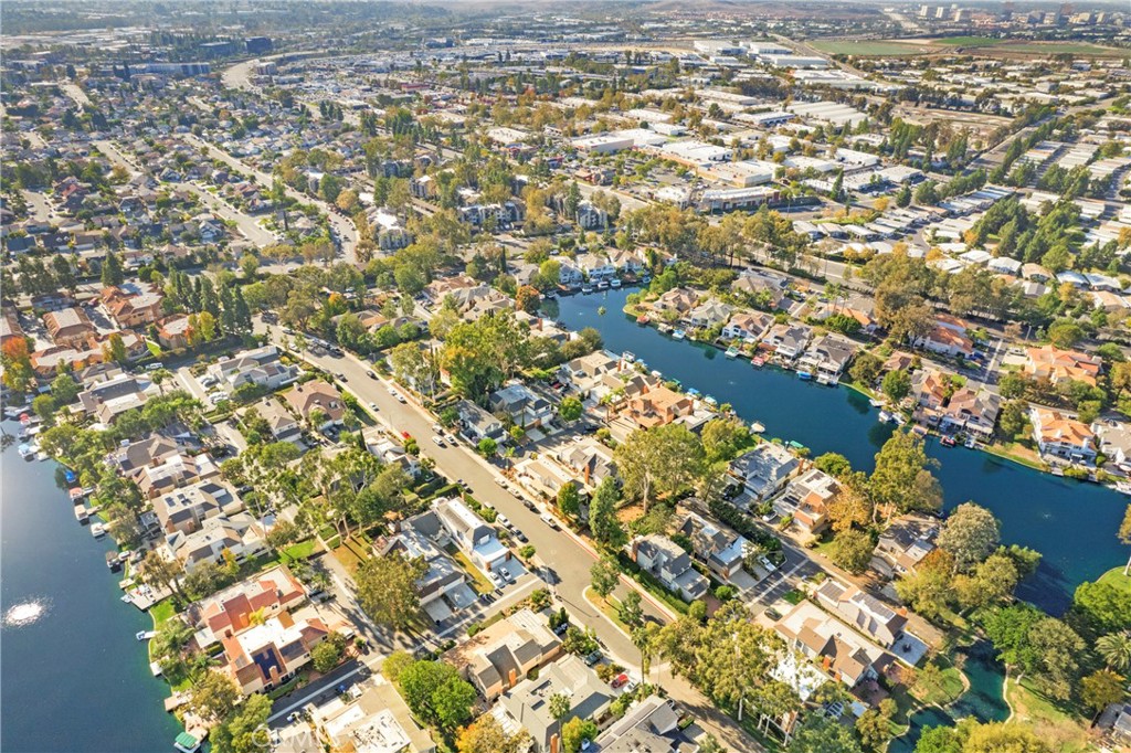 22631 Spring Lake Lane Lake Forest, CA 92630 - Photo 2 of 26 Lake View