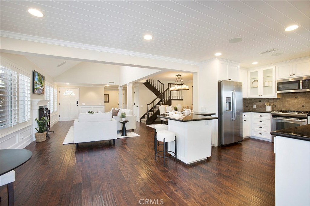 22631 Spring Lake Lane Lake Forest, CA 92630 - Photo 6 of 26