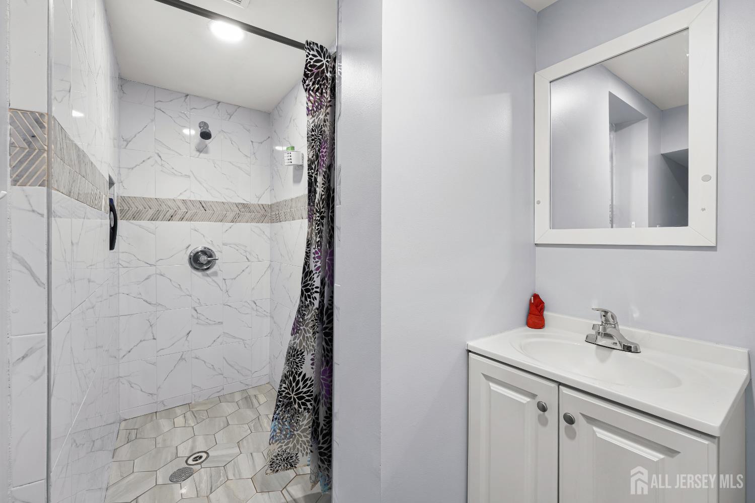 490 Florida Grove Road Perth Amboy, NJ 08861 - Photo 16 of 50