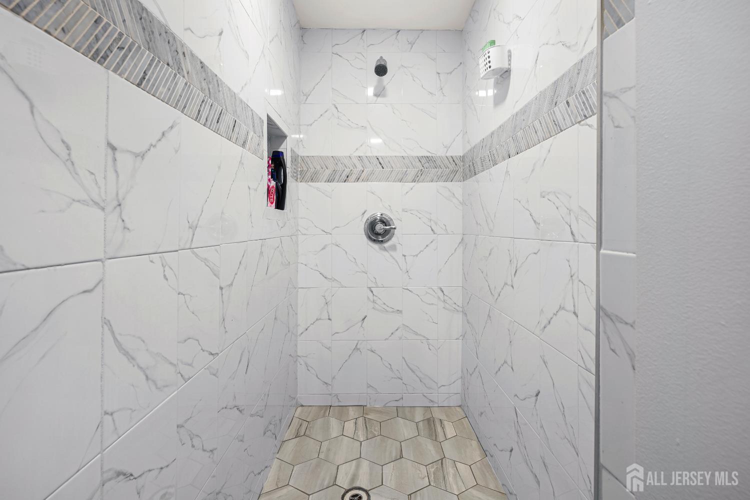 490 Florida Grove Road Perth Amboy, NJ 08861 - Photo 17 of 50