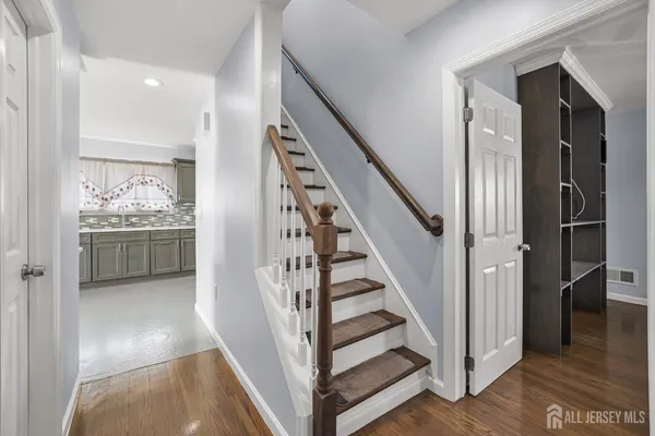 $549,900 | 490 Florida Grove Road, Perth Amboy, NJ 08861