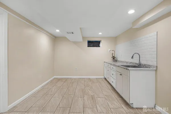 $549,900 | 490 Florida Grove Road, Perth Amboy, NJ 08861