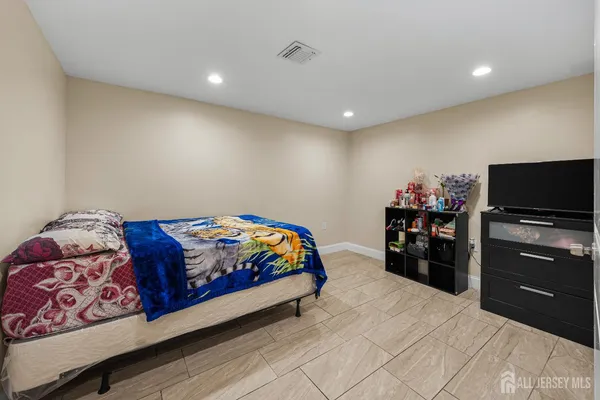 $549,900 | 490 Florida Grove Road, Perth Amboy, NJ 08861