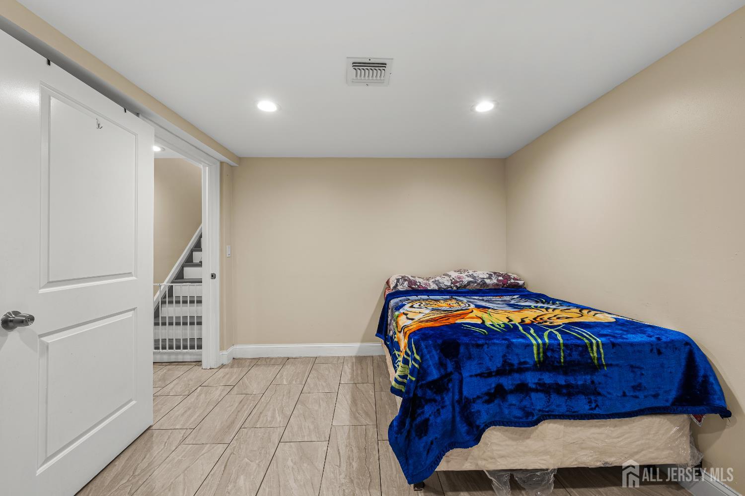 490 Florida Grove Road Perth Amboy, NJ 08861 - Photo 30 of 50