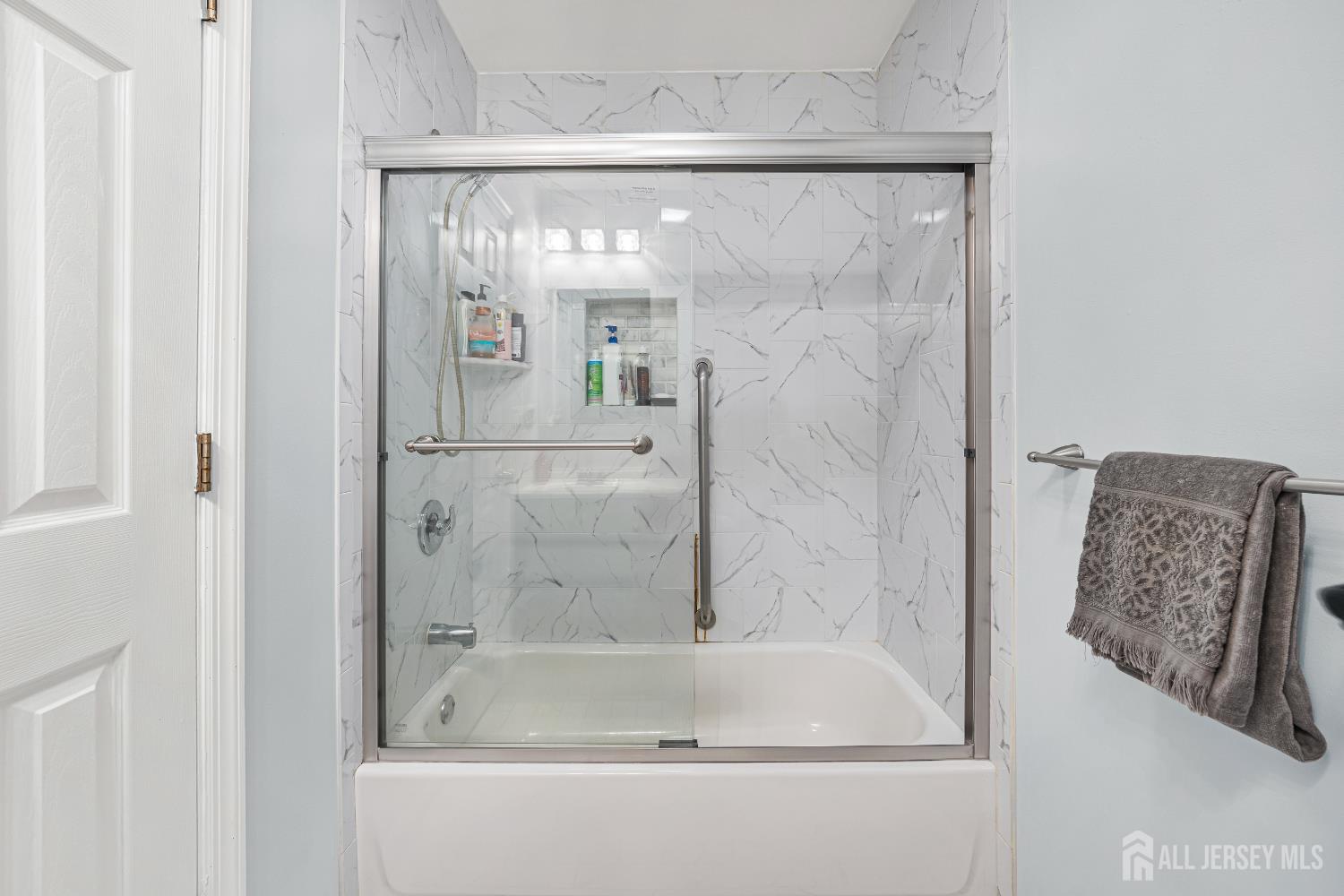 490 Florida Grove Road Perth Amboy, NJ 08861 - Photo 32 of 50