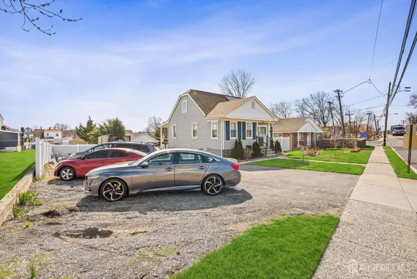 $549,900 | 490 Florida Grove Road, Perth Amboy, NJ 08861