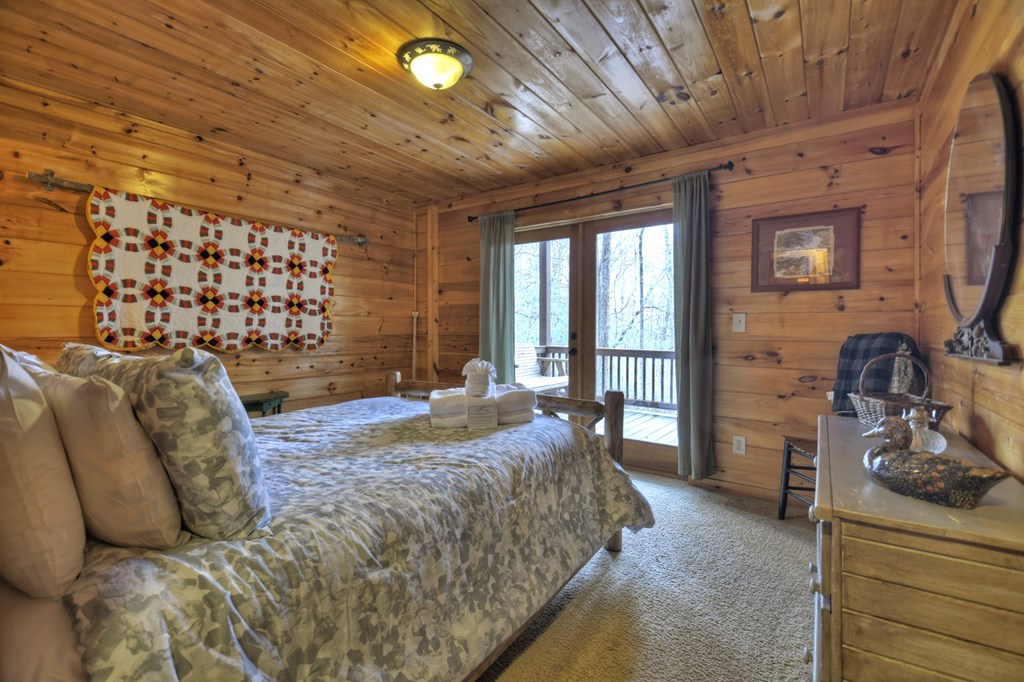 175 White Tail Ridge Blue Ridge, GA 30513 - Photo 30 of 33 Lower Level Bedroom