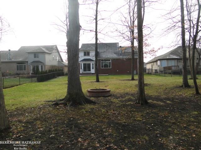 28305 Katie Road New Baltimore, MI 48047 - Photo 7 of 55 31272470-6.JPG
