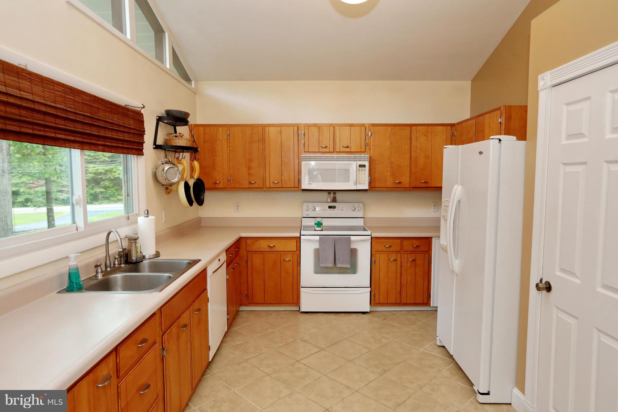 9085 Mitchell Road La Plata, MD 20646 - Photo 13 of 30 Kitchen