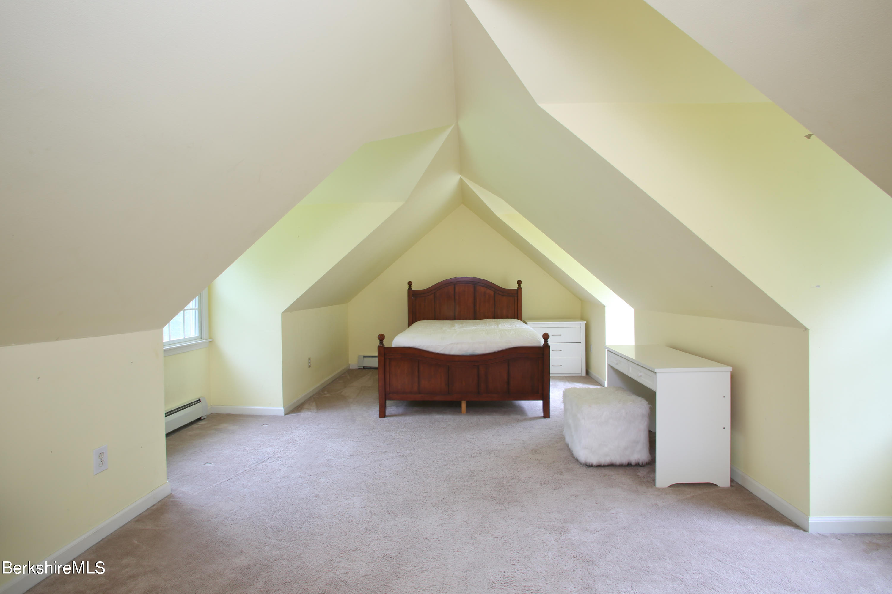 69 Osceola Road Richmond, MA 01201 - Photo 14 of 18 1I9A2528