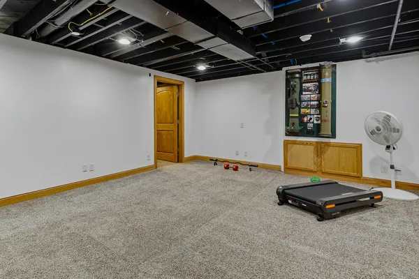 $193,700 | 1734 North Howell Street, Davenport, IA 52804